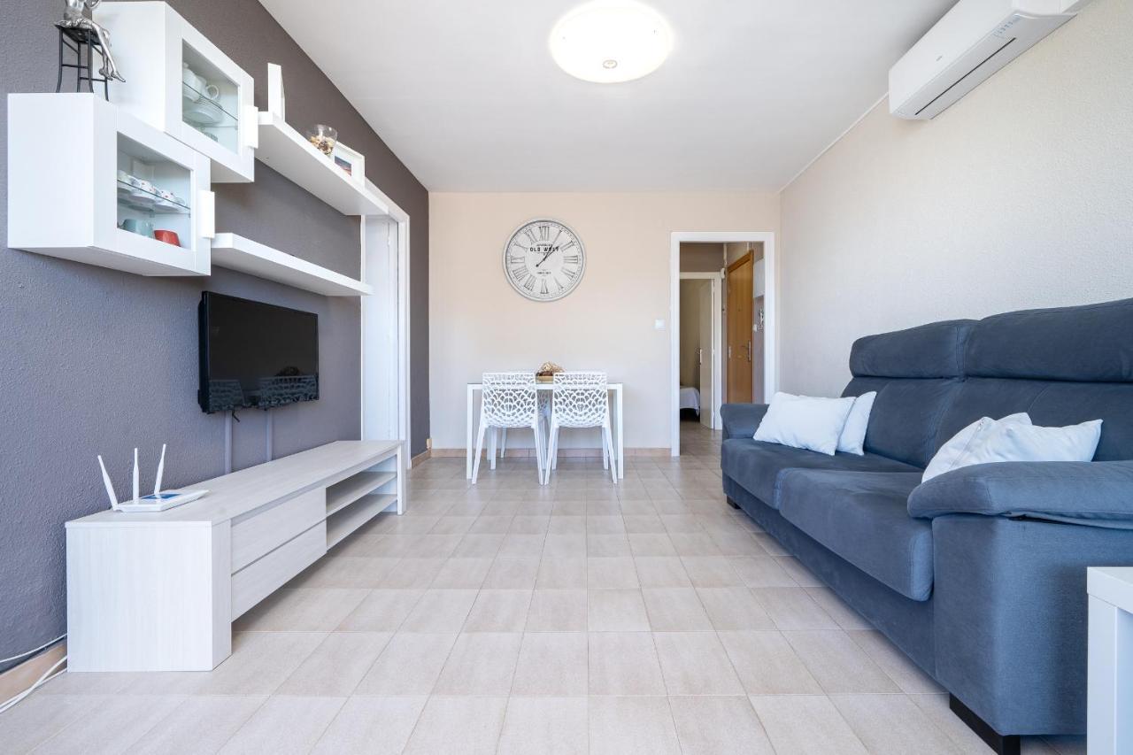 Hauzify I Apartament Punta Del Cavall サロウ エクステリア 写真