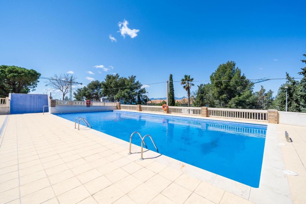 Hauzify I Apartament Punta Del Cavall サロウ エクステリア 写真